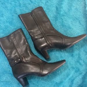 Size 7.5 Black Leather Cole Haan Ankle Boots 🖤